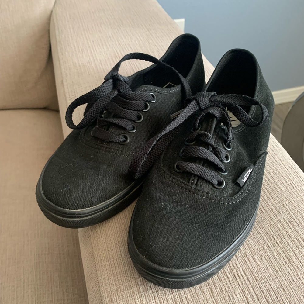 Vans women shoes .